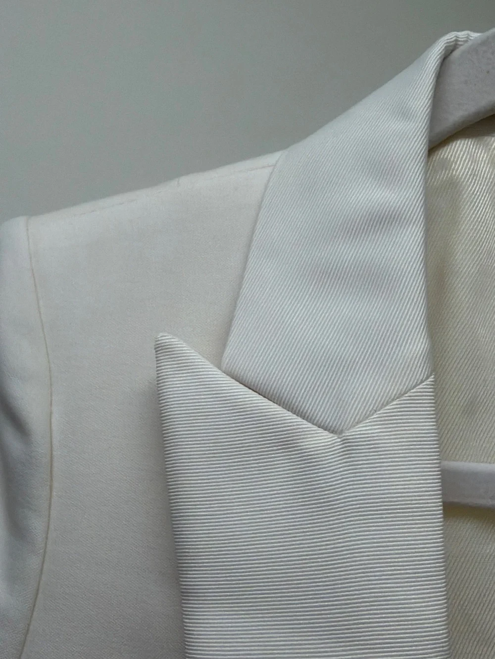 NWT Reiss White Single-Breasted Tuxedo Blazer Textured Peak Lapel Sz 0